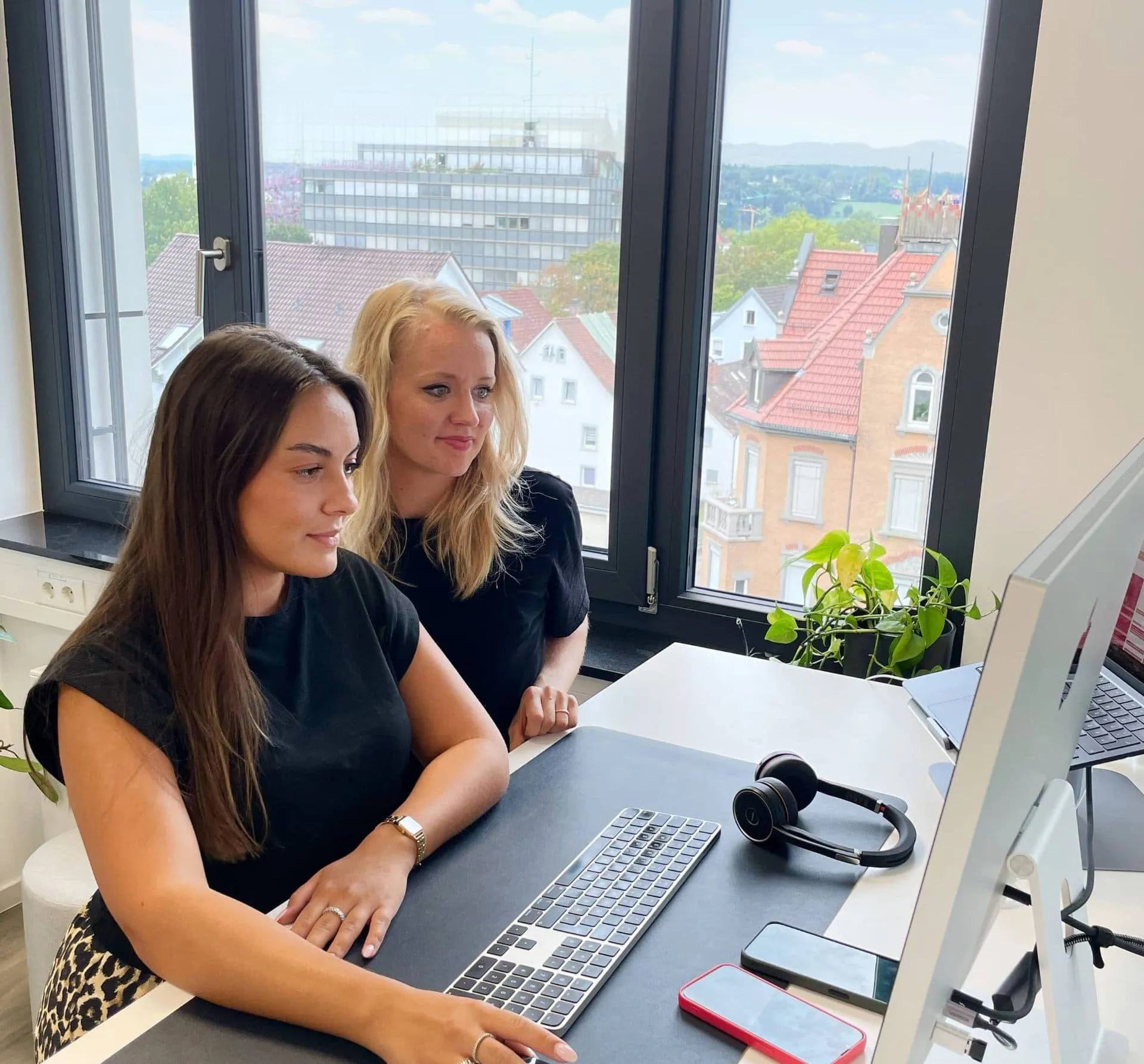 DENTALFREUND Team bei der Arbeit